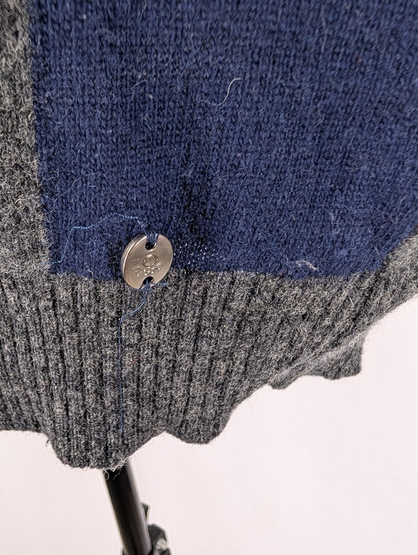 Pull col V laine gris et bleu United Colors of Benetton