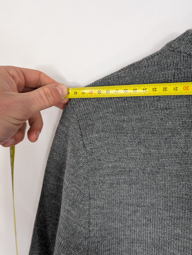 Pull gris Sandro Paris motif ours taille M