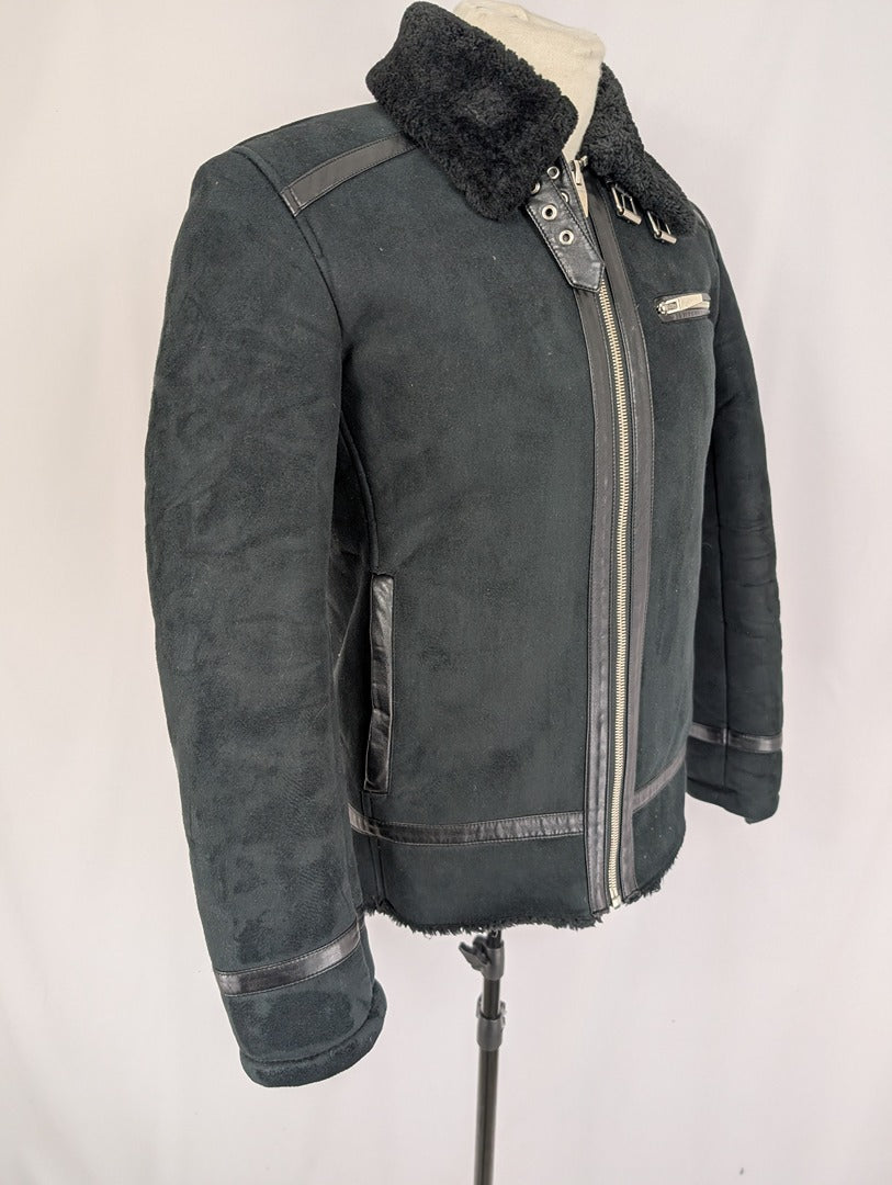 Veste Zara Man noire style biker en fausse fourrure